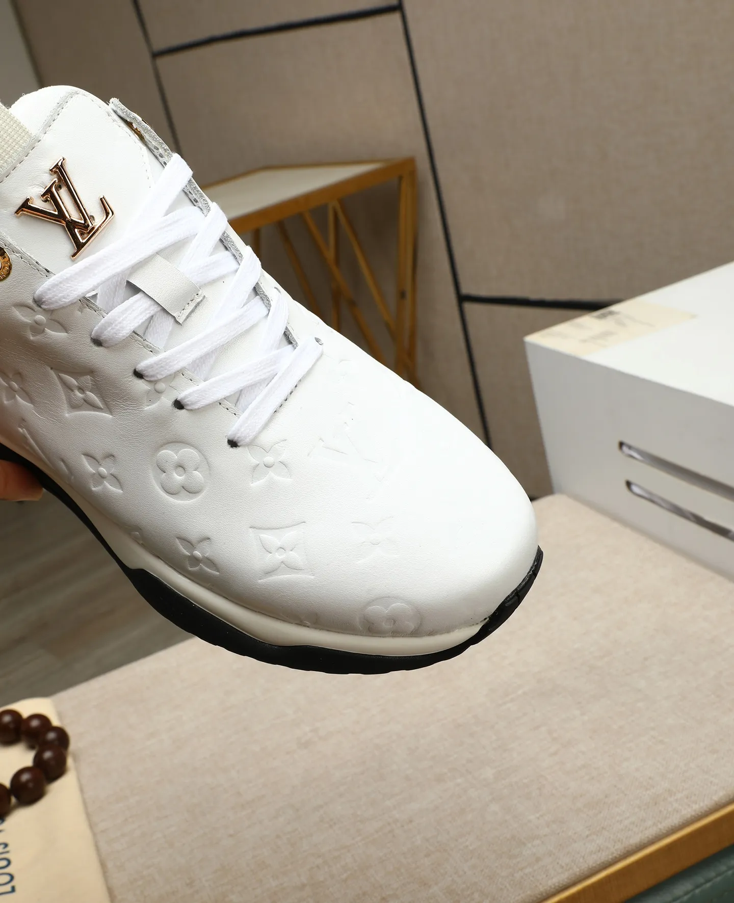 Men's shoes 💰520 📛📛【LOUIS VUITTON】Louis Vuitton official website synchronized new products 👟Milan fashion catwalk style 🇰🇾🇰🇾LV family logo, celebrity style, a must-have for fashionistas ⚠️First-layer calfskin ➕Mesh lining ➕Official website original version special outsole 👞Number 39-44 (38 45 46 customized)